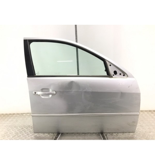 Дверь передняя правая бу для Ford Mondeo 3 2.0 i,  2002 г.