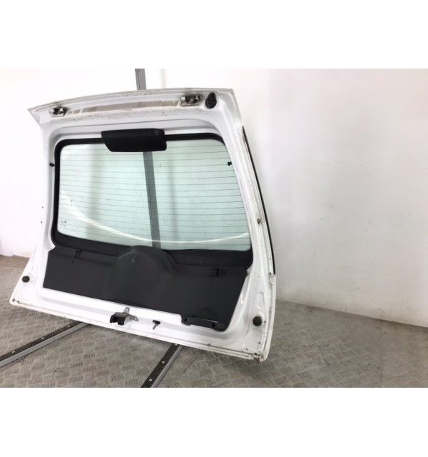Крышка багажника бу для Opel Corsa C 1.0 i,  2003 г.