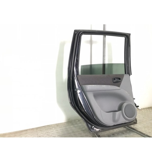 Дверь задняя левая бу для Hyundai Matrix  1.6 i,  2004 г.