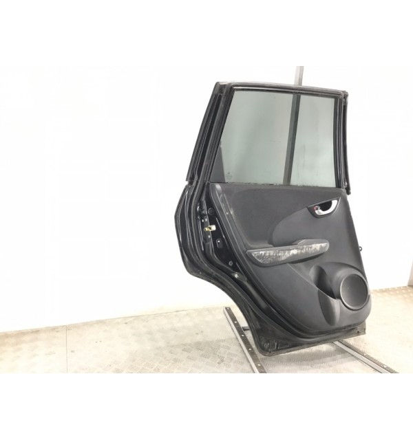 Дверь задняя левая бу для Honda Jazz 2 1.3 i,  2013 г.