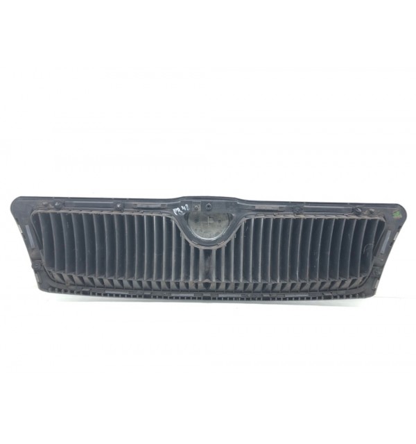 Решетка радиатора бу для Skoda Octavia A5 1.6 i,  2007 г.