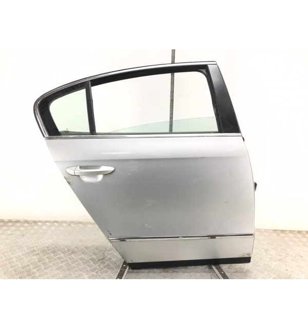 Дверь задняя правая бу для Volkswagen Passat B6 1.9 TDi,  2007 г.