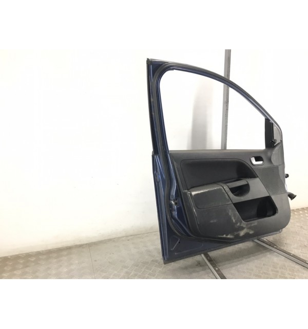 Дверь передняя левая бу для Ford Fiesta 5 1.4 TDCi,  2006 г.