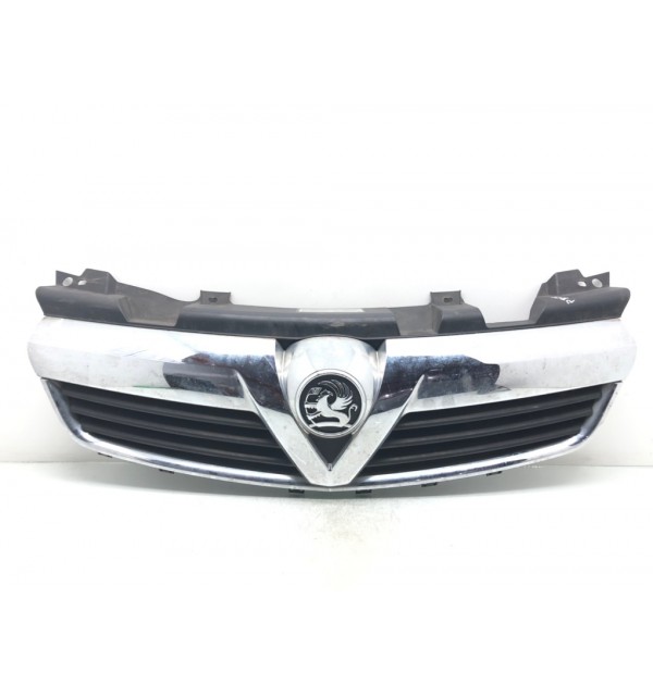 Решетка радиатора бу для Opel Zafira B 1.9 CDTi,  2006 г.