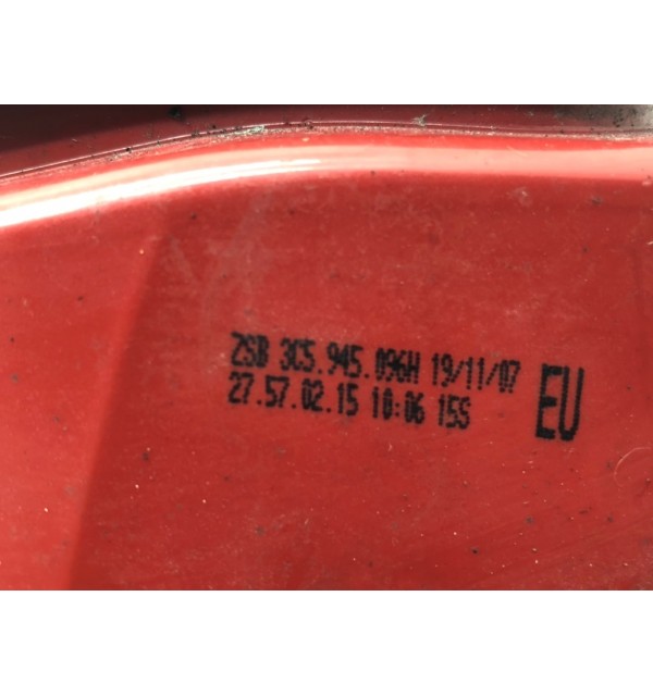Фонарь задний правый бу для Volkswagen Passat B6 1.9 TDi,  2007 г.