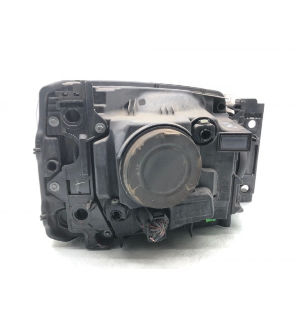 Фара левая бу для Land Rover Discovery 4 2.7 TD,  2008 г.