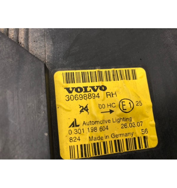 Фара правая бу для Volvo V50  2.4 i,  2007 г.