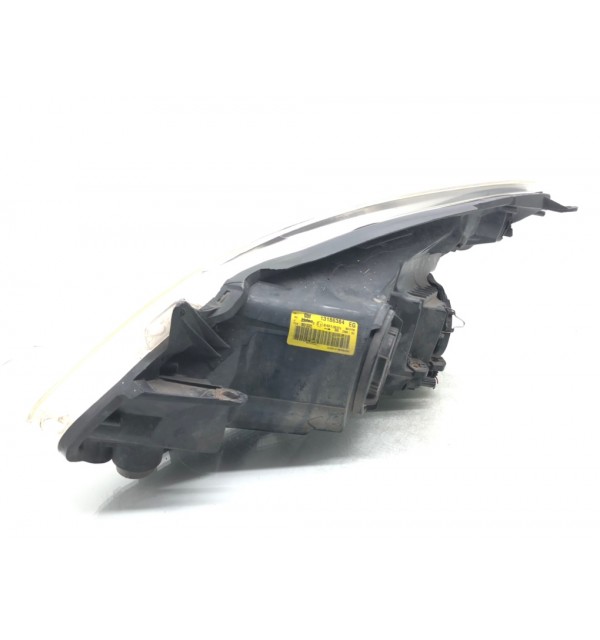 Фара правая бу для Opel Corsa D 1.2 i,  2008 г.