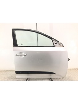 Дверь передняя правая бу для Kia Ceed  1.6 i,  2007 г.