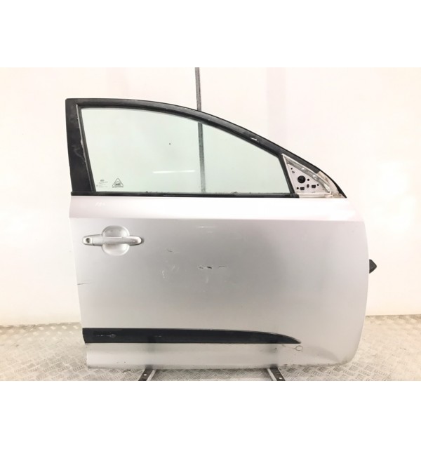 Дверь передняя правая бу для Kia Ceed  1.6 i,  2007 г.