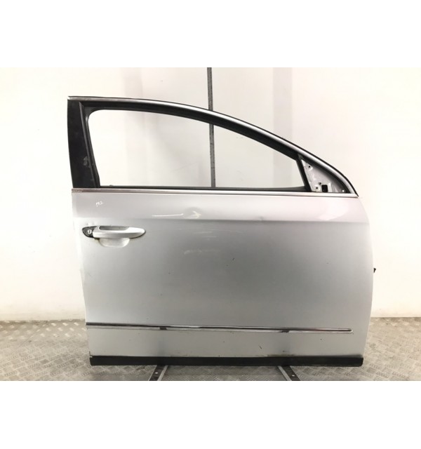 Дверь передняя правая бу для Volkswagen Passat B6 1.9 TDi,  2007 г.