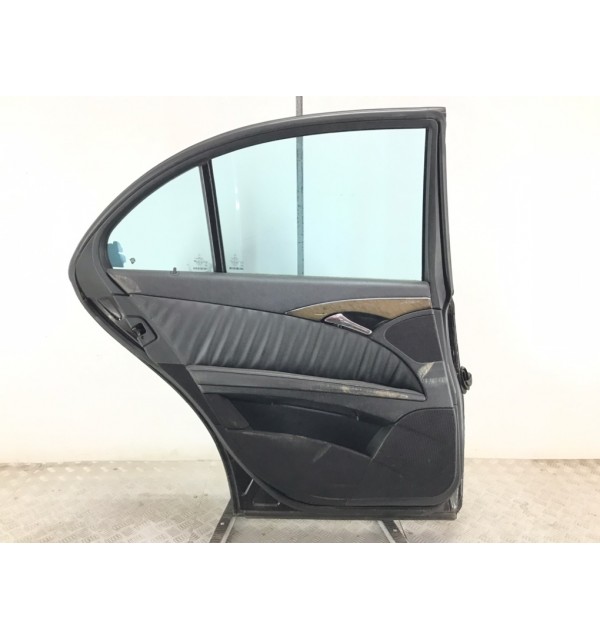 Дверь задняя левая бу для Mercedes E W211 2.2 CDi,  2009 г.