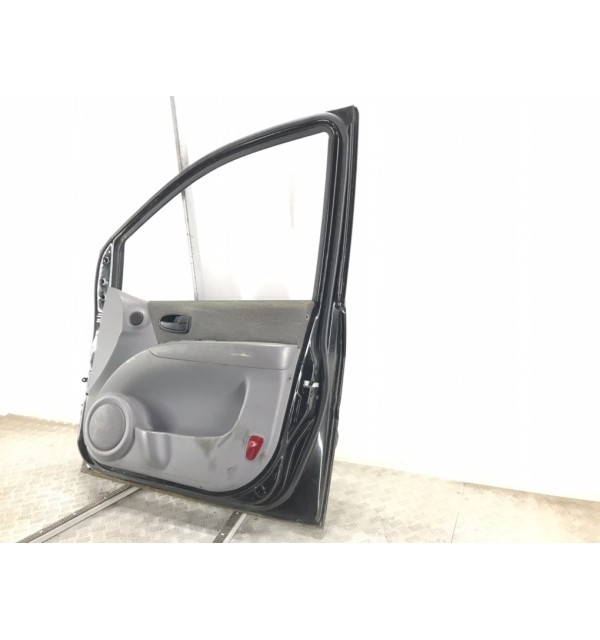 Дверь передняя правая бу для Hyundai Matrix  1.6 i,  2004 г.