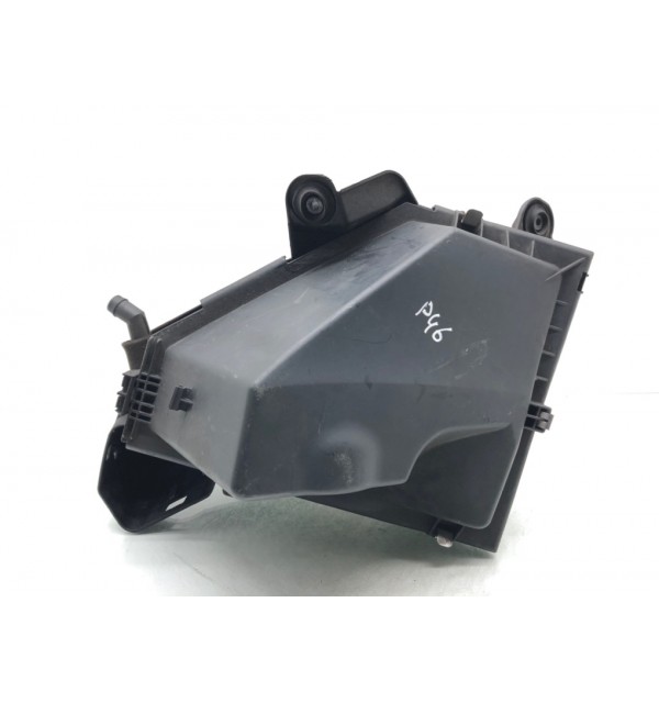 Корпус воздушного фильтра бу для BMW 3 E90/E91/E92/E93 2.0 TD,  2010 г.