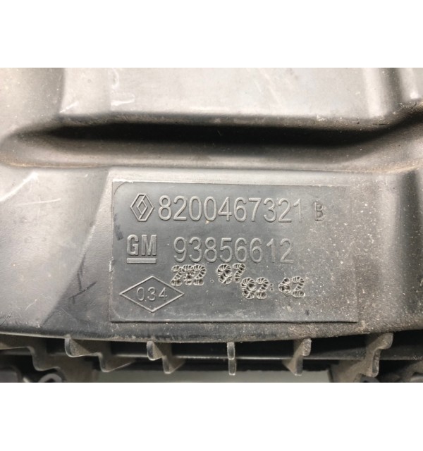 Корпус воздушного фильтра бу для Opel Vivaro  2.0 CDTi,  2008 г.