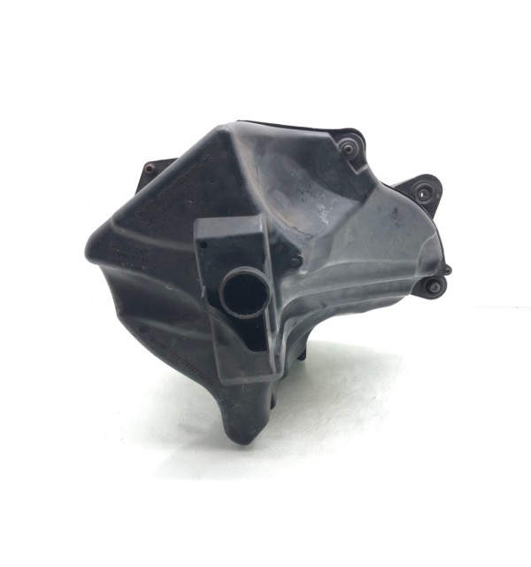 Корпус воздушного фильтра бу для BMW 3 E90/E91/E92/E93 2.0 i,  2010 г.