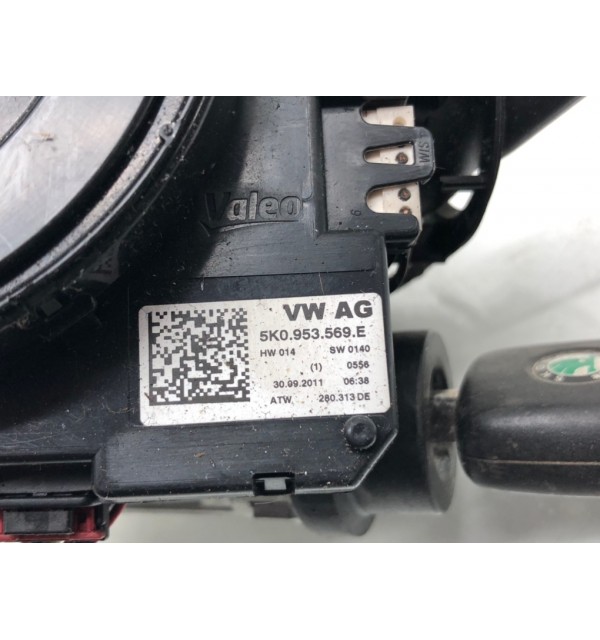 Переключатель подрулевой (стрекоза) бу для Skoda Yeti  1.6 TDi,  2011 г.