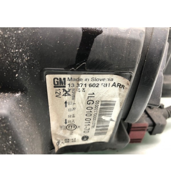 Фара правая бу для Opel Astra J 1.6 i,  2012 г.