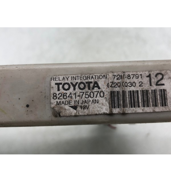 Блок комфорта бу для Toyota Prius  1.8 i,  2011 г.