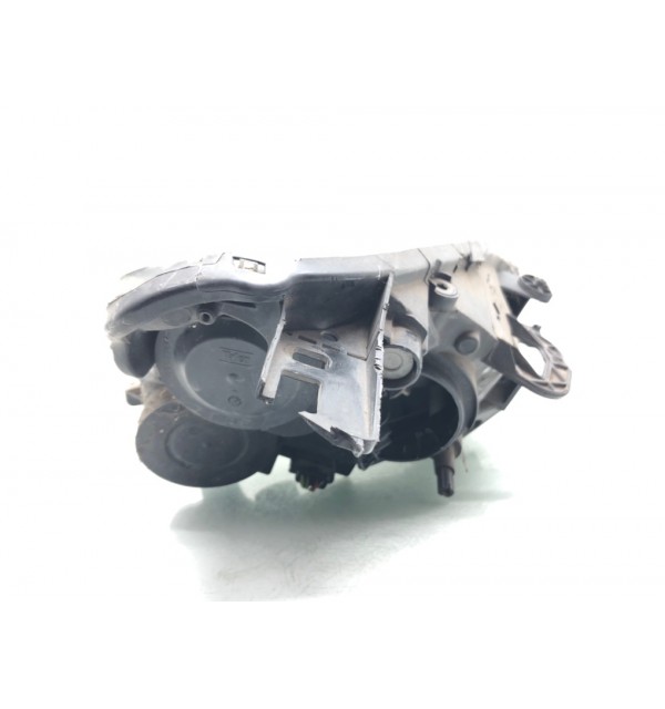 Фара левая бу для Peugeot Partner 2 1.6 HDi,  2010 г.