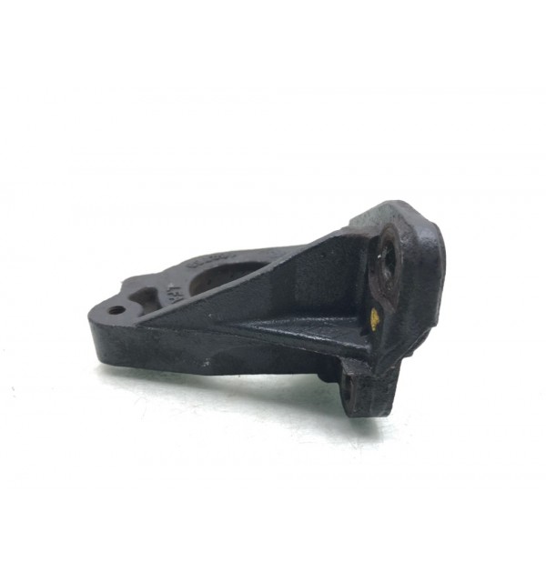 Кронштейн полуоси бу для Renault Scenic  1.6 i,  2001 г.