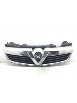 Решетка радиатора бу для Opel Zafira B 1.9 CDTi, 2007 г.