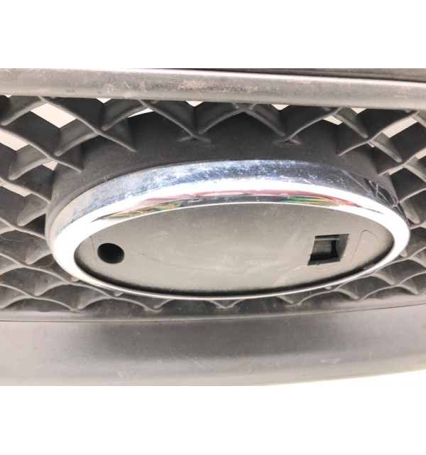 Решетка радиатора бу для Ford Focus 2 1.6 i,  2006 г.