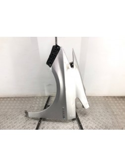 Крыло переднее левое бу для Toyota Prius 1.8 i, 2011 г.