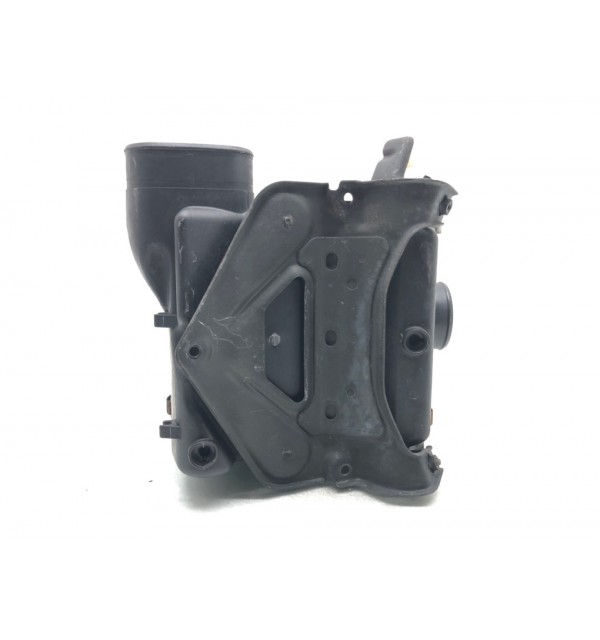 Корпус воздушного фильтра бу для Honda HR-V  1.6 i,  2002 г.