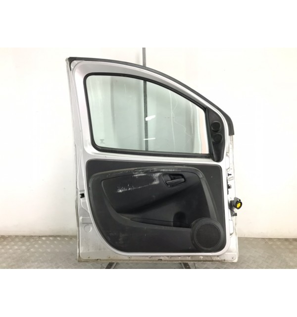 Дверь передняя левая бу для Citroen Nemo  1.3 HDi,  2010 г.