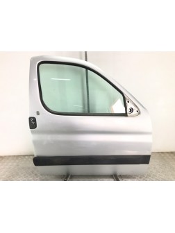 Дверь передняя правая бу для Peugeot Partner 1 1.6 HDi, 2007 г.