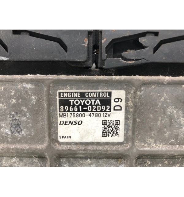 Блок управления двигателем бу для Toyota Auris  2.0 D-4D,  2009 г.