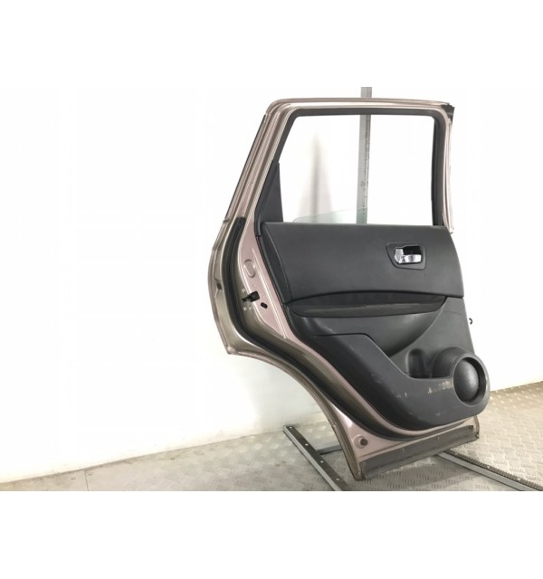 Дверь задняя левая бу для Nissan Qashqai  1.6 i,  2007 г.