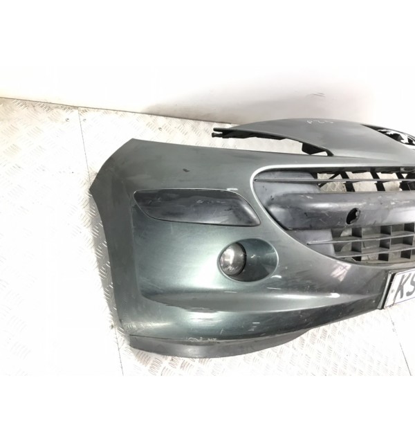 Бампер передний бу для Peugeot 207  1.4 i,  2007 г.
