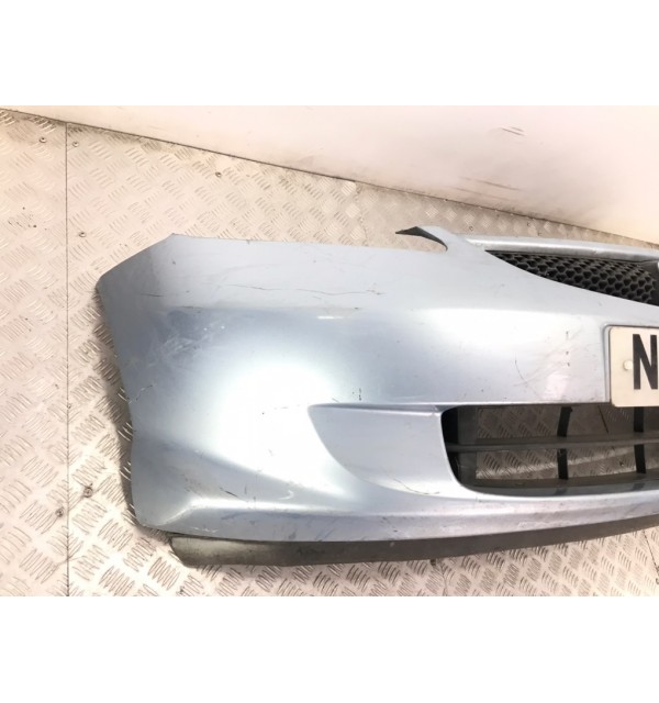 Бампер передний бу для Honda Jazz  1.2 i,  2006 г.