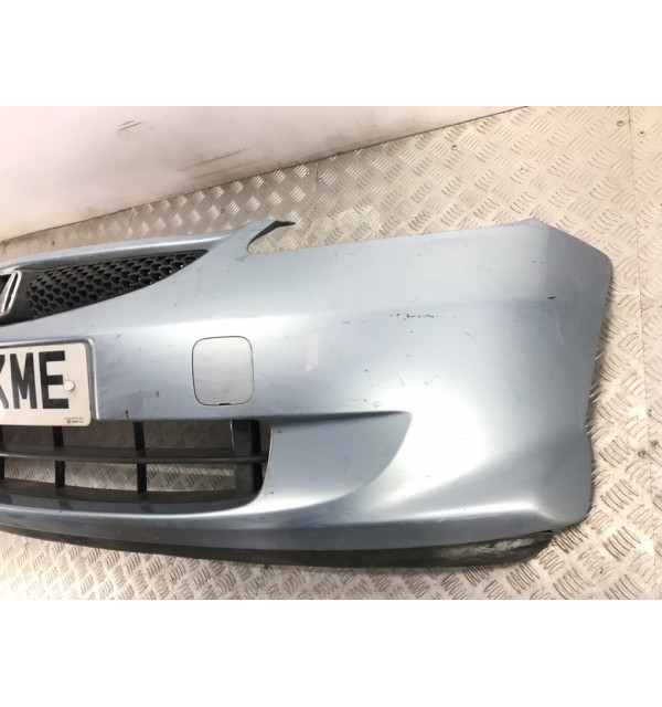 Бампер передний бу для Honda Jazz  1.2 i,  2006 г.