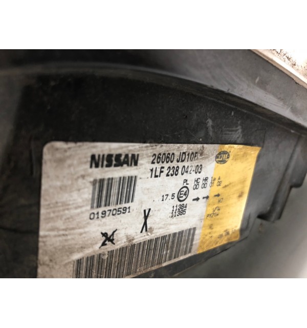 Фара левая бу для Nissan Qashqai  1.5 DCi,  2009 г.