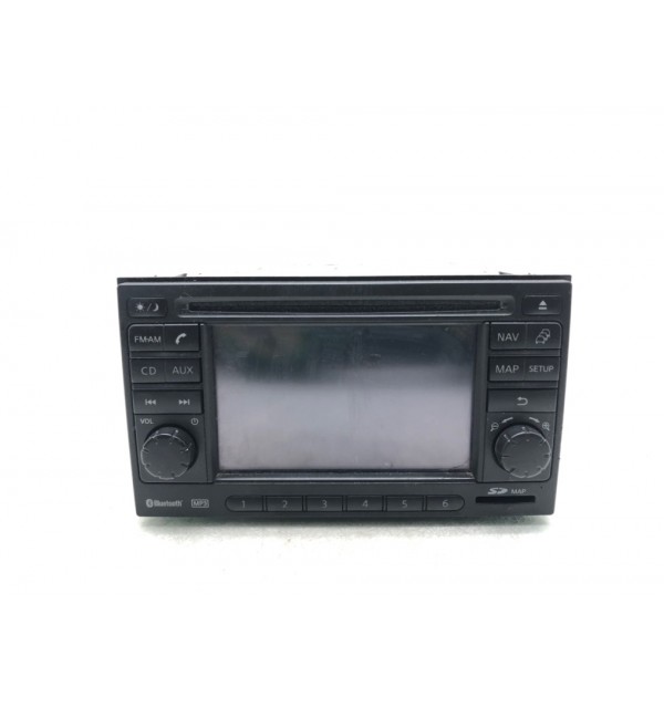 Магнитола бу для Nissan Qashqai  1.5 DCi,  2010 г.