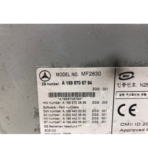 Магнитола бу для Mercedes A W169 2.0 CDi,  2009 г.
