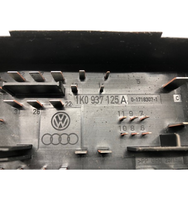 Блок предохранителей бу для Volkswagen Golf 5 2.0 TDi,  2006 г.