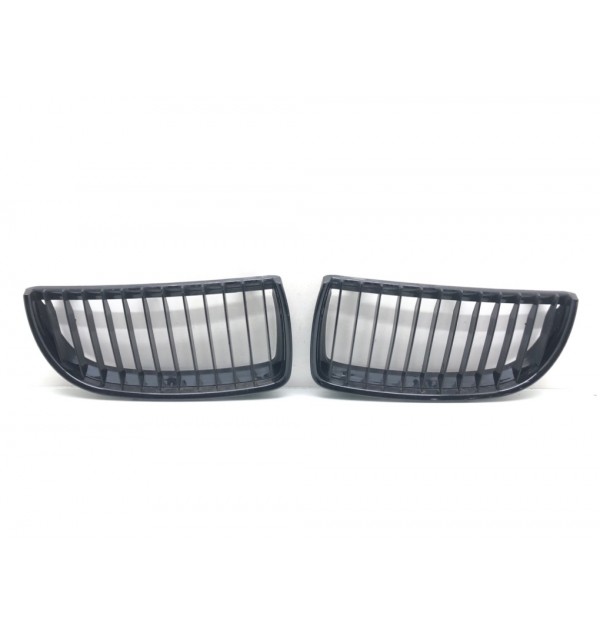 Решетка радиатора бу для BMW 3 E90/E91/E92/E93 2.0 i,  2006 г.