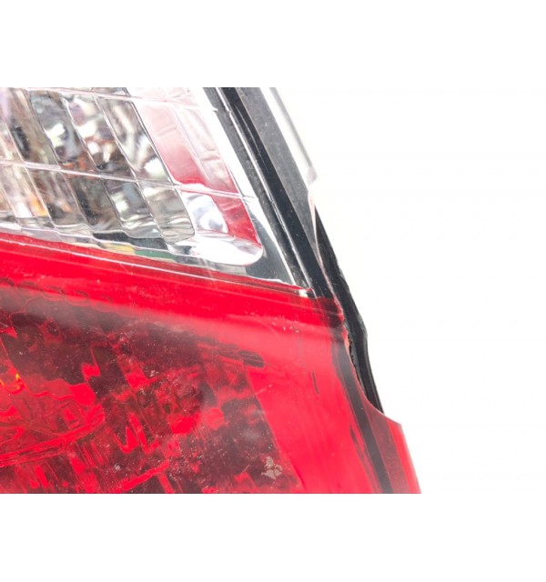 Фонарь задний левый бу для Nissan Qashqai  1.5 DCi,  2010 г.