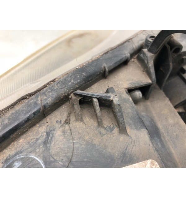 Фара левая бу для Honda Civic 8 2.2 CTDi,  2007 г.