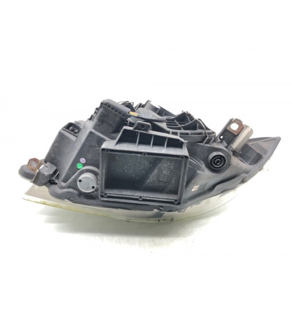 Фара правая бу для BMW 1 E87/E81/E82/E88 2.0 i,  2004 г.