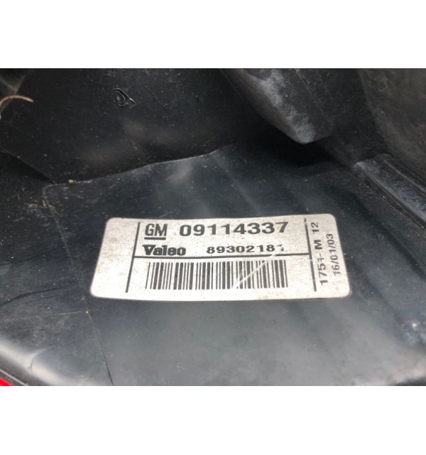 Фонарь задний правый бу для Opel Corsa C 1.2 i,  2003 г.