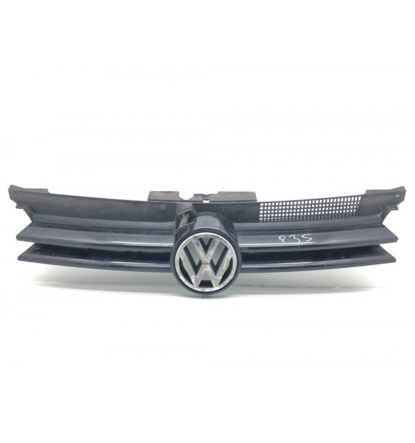 Решетка радиатора бу для Volkswagen Golf 4 1.9 TDi,  2002 г.
