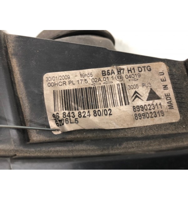 Фара правая бу для Citroen C4  2.0 HDI,  2009 г.