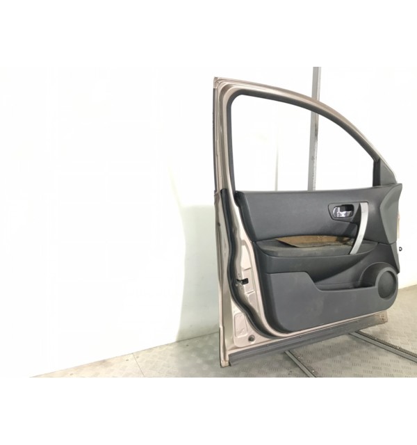 Дверь передняя левая бу для Nissan Qashqai  1.6 i,  2007 г.