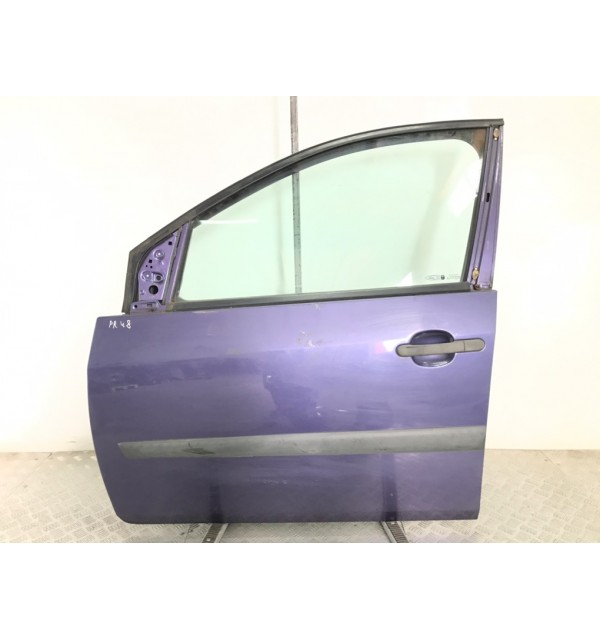 Дверь передняя левая бу для Ford Fiesta 5 1.3 i,  2006 г.