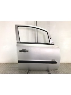 Дверь передняя правая бу для Opel Zafira B 1.9 CDTi, 2007 г.